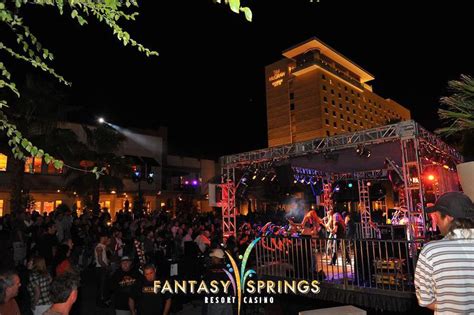 Fantasy springs casino indio ca concertos